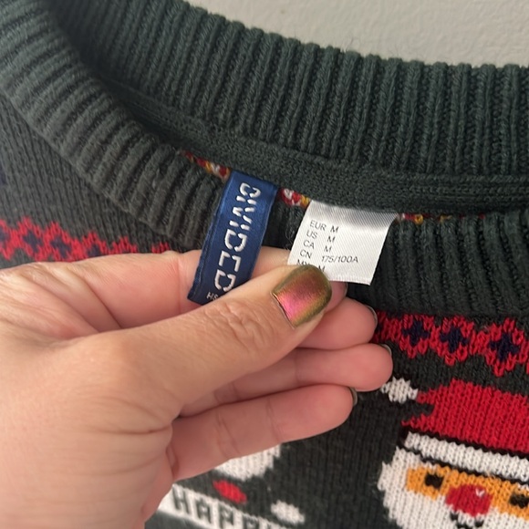 Ugly Christmas Sweater - Picture 4 of 5